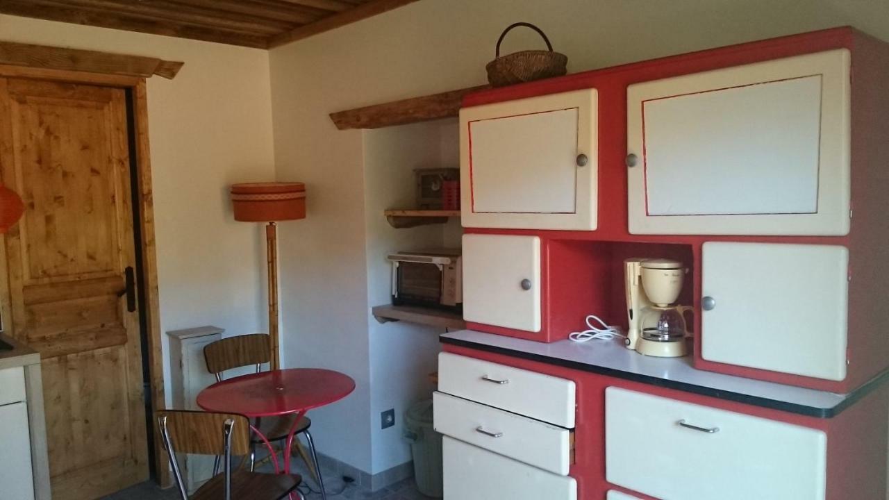 Ferme Familiale Chez Lili Villa Alex Eksteriør billede