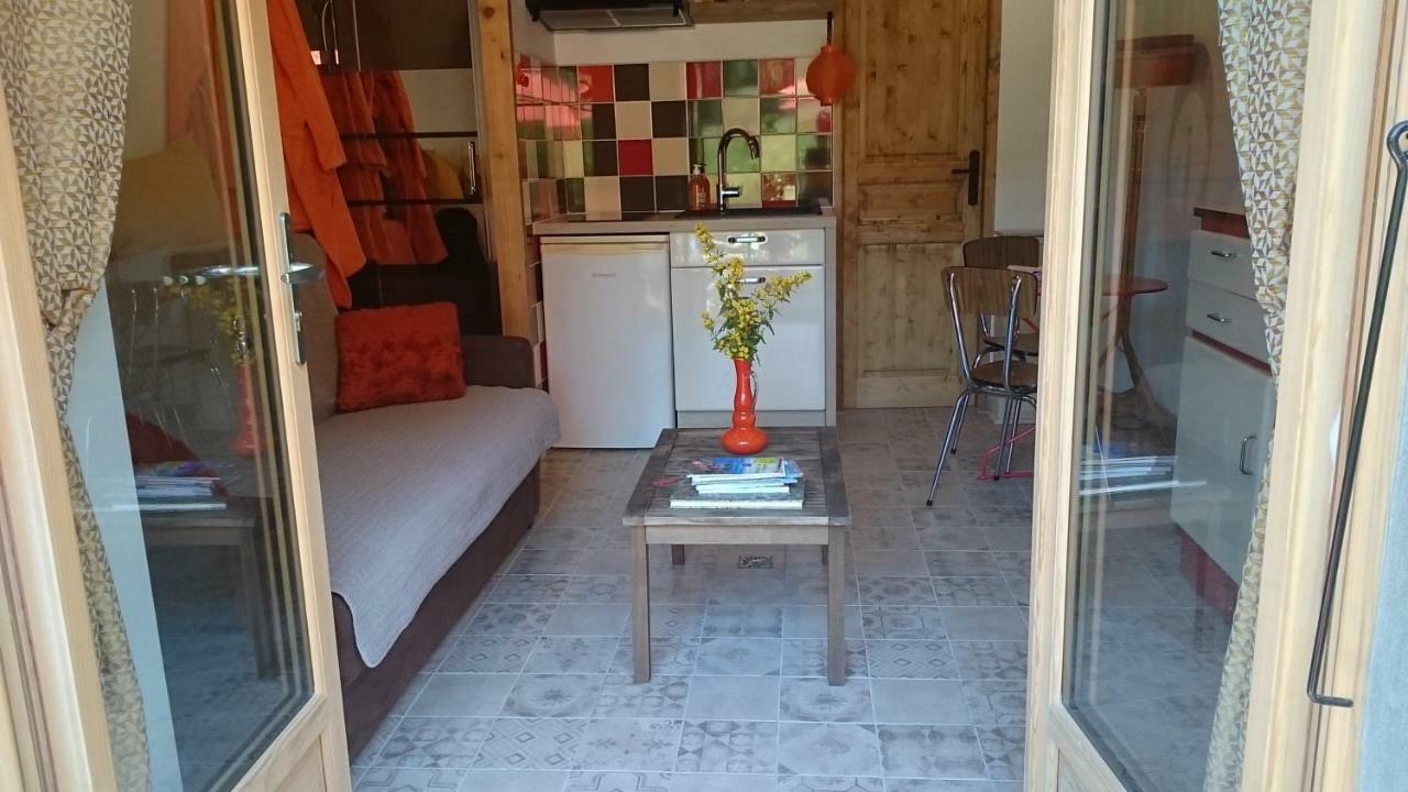 Ferme Familiale Chez Lili Villa Alex Eksteriør billede