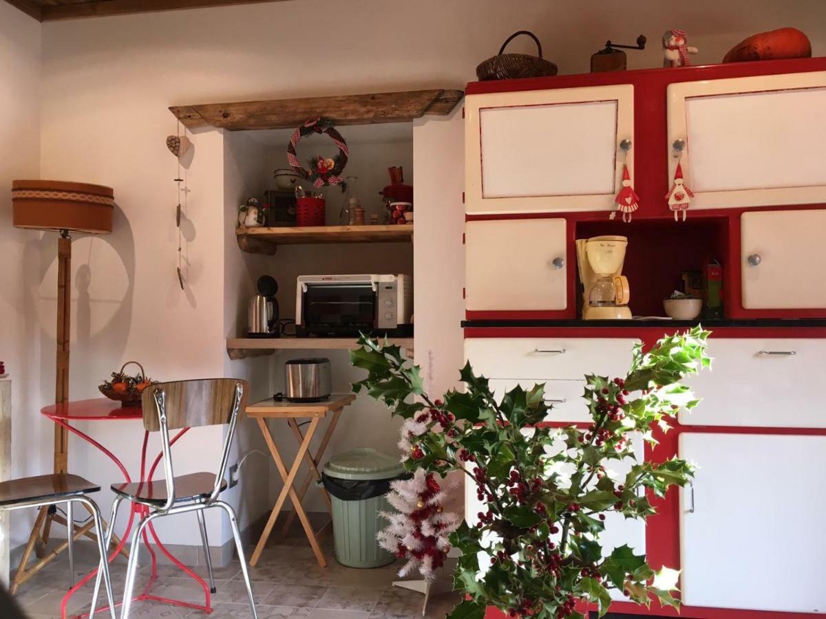 Ferme Familiale Chez Lili Villa Alex Eksteriør billede