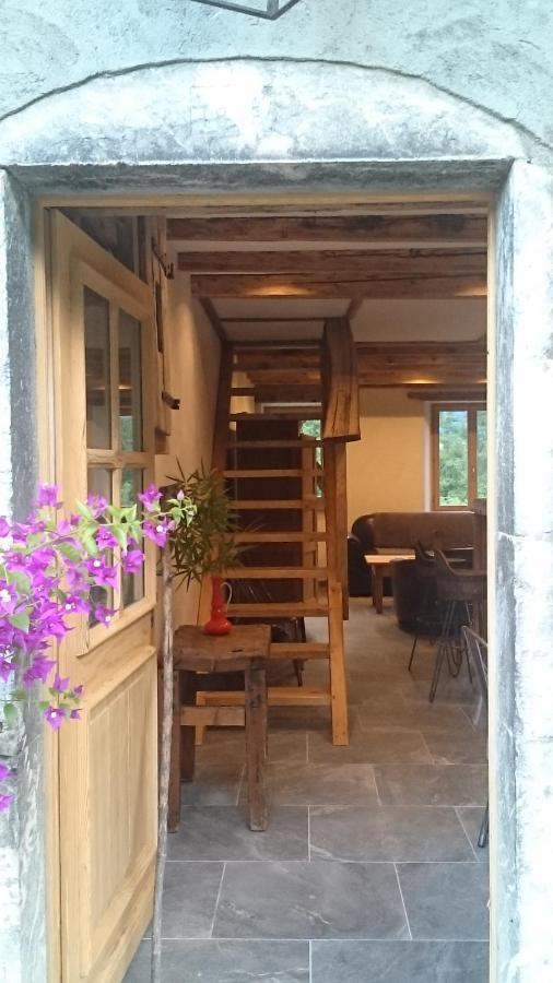 Ferme Familiale Chez Lili Villa Alex Eksteriør billede